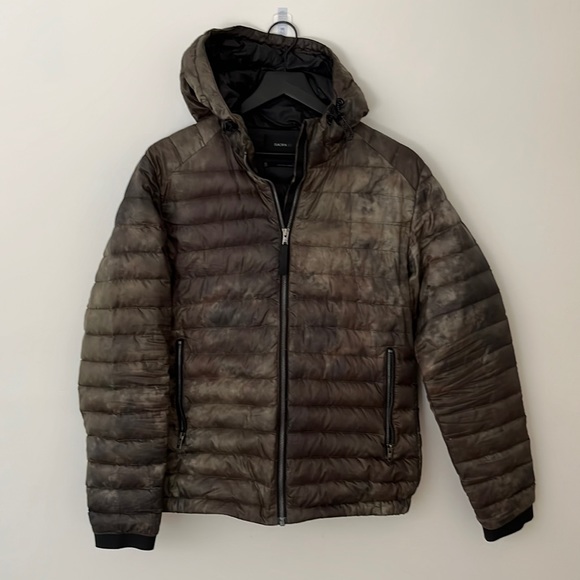 Isaora Size Small Ultralight Down Jacket in Stone Green